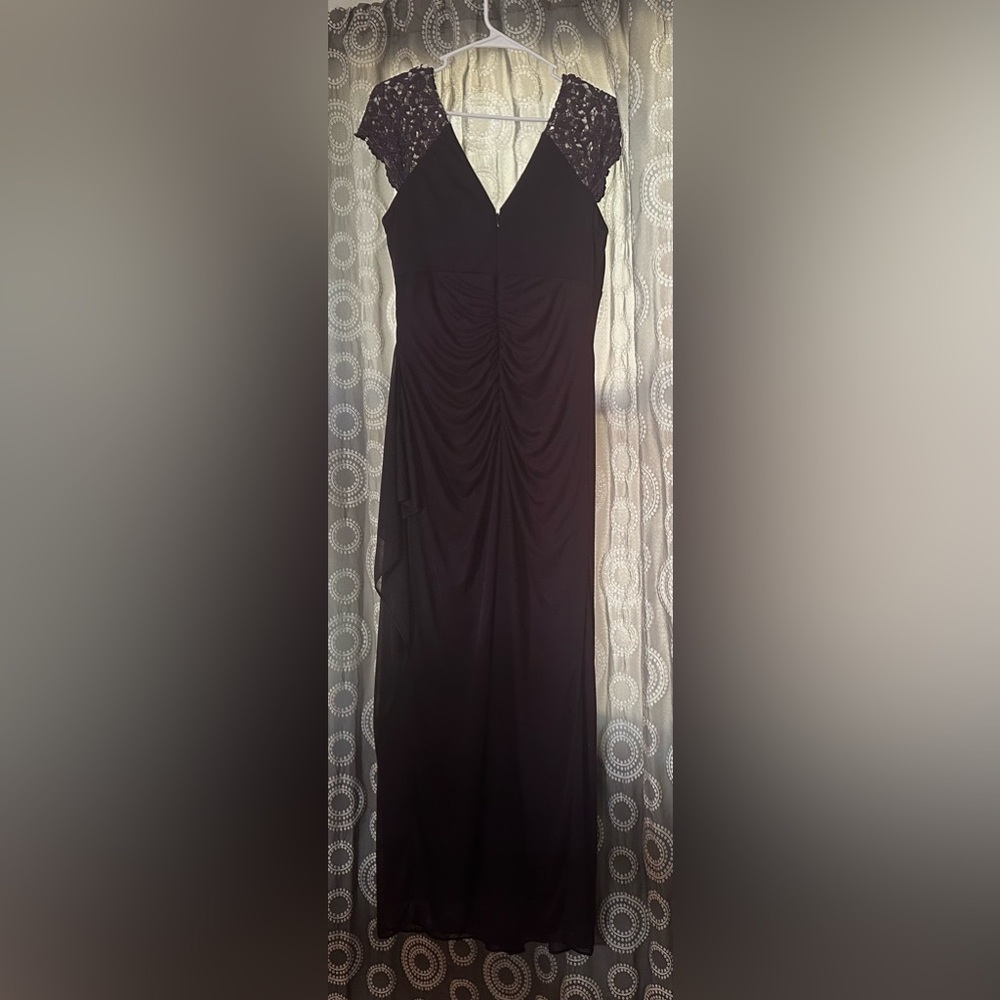 Beautiful purple ruched gown by Xscape - Picture 3 of 4